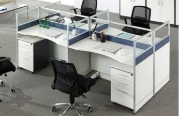 南京屏風(fēng)辦公家具選購(gòu)要遵循什么要素？