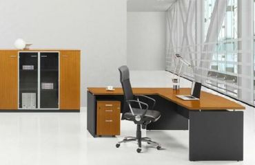板式辦公桌的優(yōu)缺點(diǎn)了解下！