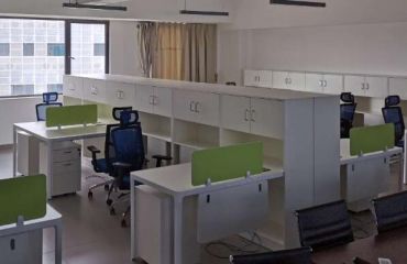 辦公室隔斷桌的分類有哪些？